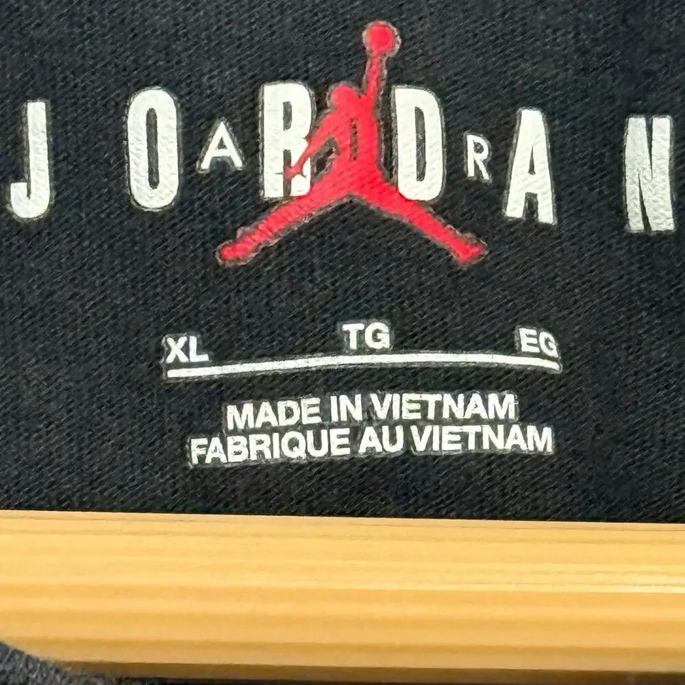 Air Jordan Mens Size XL Black Jumpman Graphic T-Shirt FN6000-010 Cotton